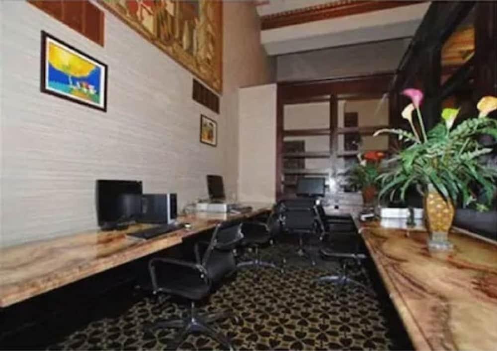 Baltimore Plaza Hotel المظهر الخارجي الصورة
