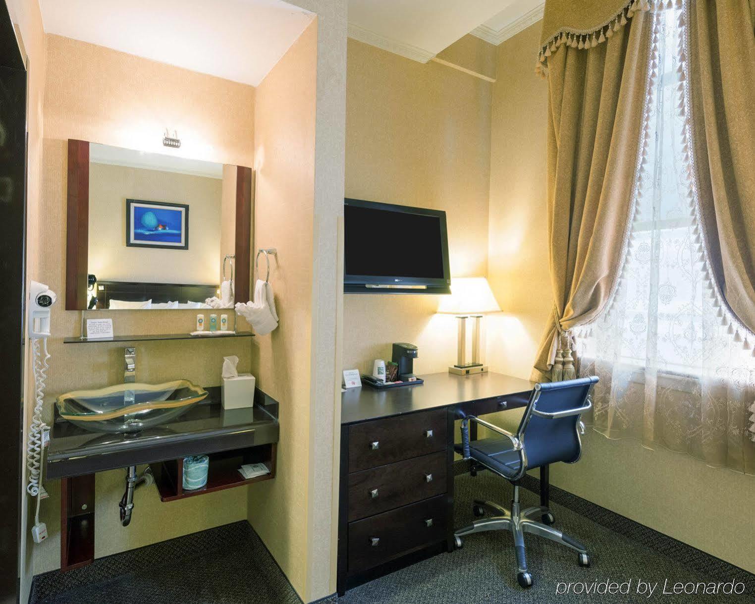 Baltimore Plaza Hotel المظهر الخارجي الصورة