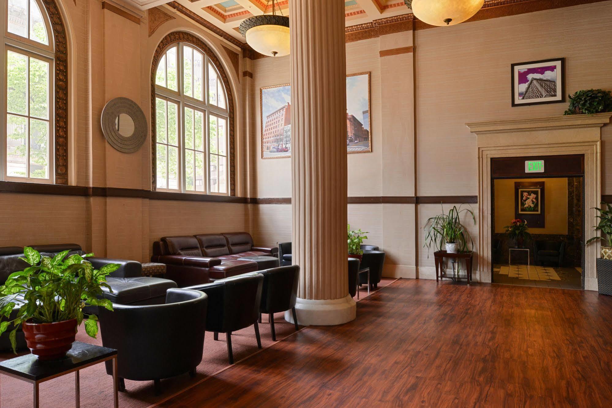 Baltimore Plaza Hotel المظهر الخارجي الصورة